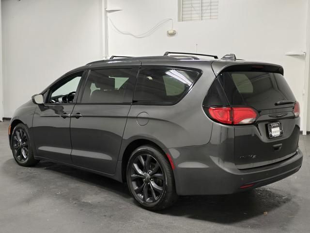 2019 Chrysler Pacifica Touring-L Plus