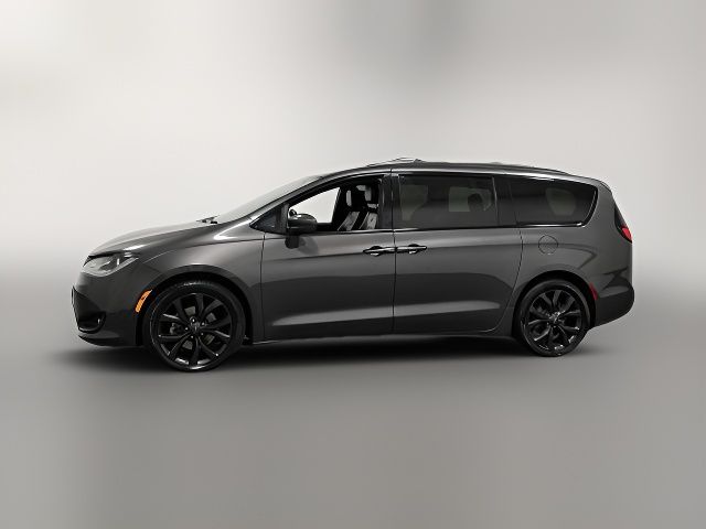 2019 Chrysler Pacifica Touring-L Plus