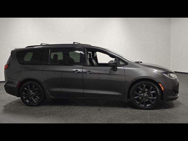 2019 Chrysler Pacifica Touring-L Plus