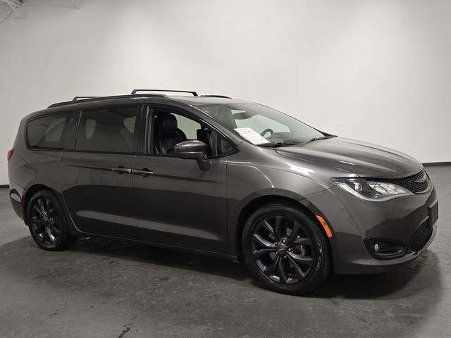 2019 Chrysler Pacifica Touring-L Plus