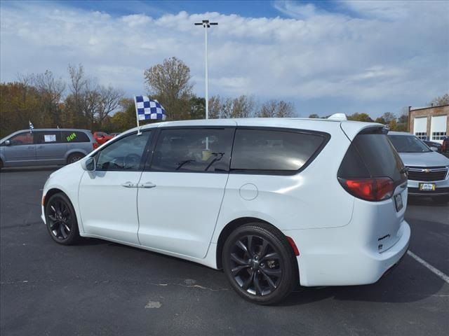 2019 Chrysler Pacifica Touring Plus