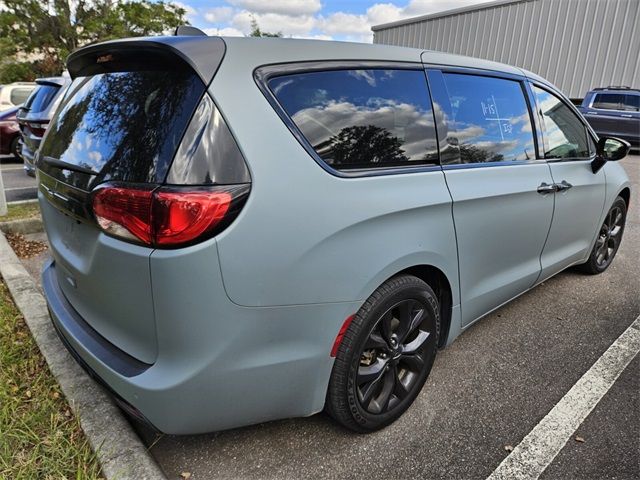 2019 Chrysler Pacifica Touring Plus