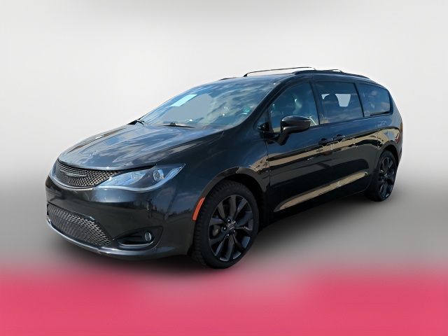 2019 Chrysler Pacifica Touring Plus