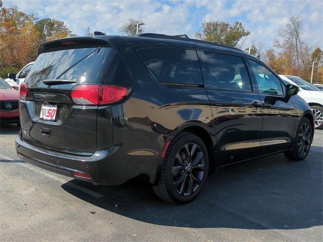 2019 Chrysler Pacifica Touring Plus