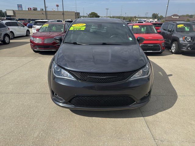 2019 Chrysler Pacifica Touring Plus