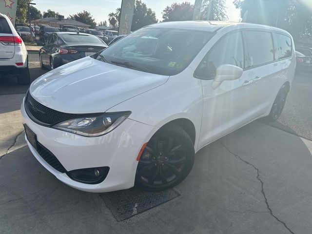 2019 Chrysler Pacifica Touring Plus