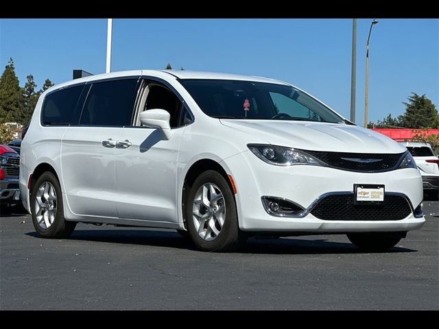 2019 Chrysler Pacifica Touring Plus