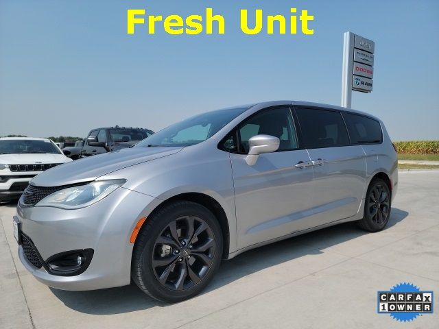 2019 Chrysler Pacifica Touring Plus