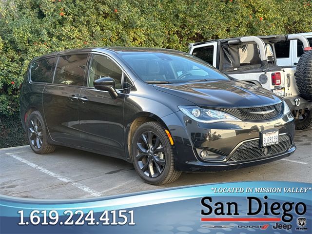 2019 Chrysler Pacifica Touring Plus