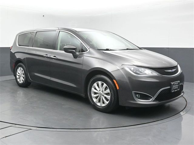 2019 Chrysler Pacifica Touring Plus