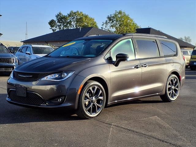 2019 Chrysler Pacifica Touring Plus