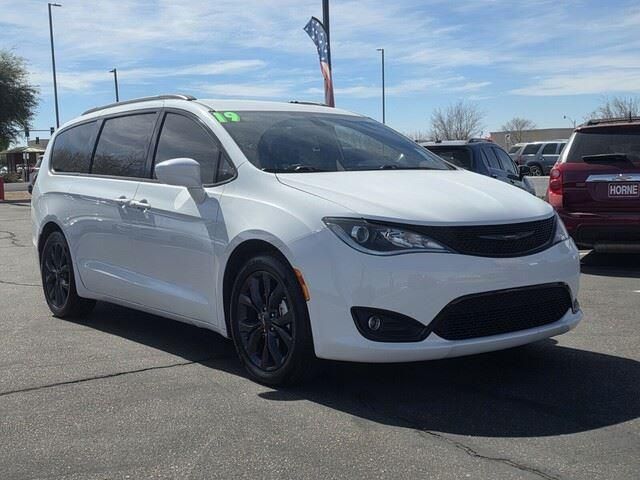 2019 Chrysler Pacifica Touring Plus