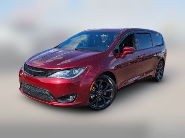 2019 Chrysler Pacifica Touring Plus