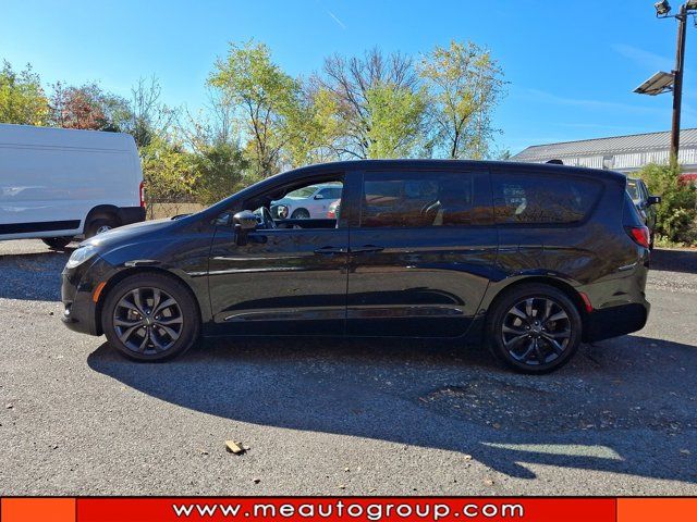 2019 Chrysler Pacifica Touring Plus