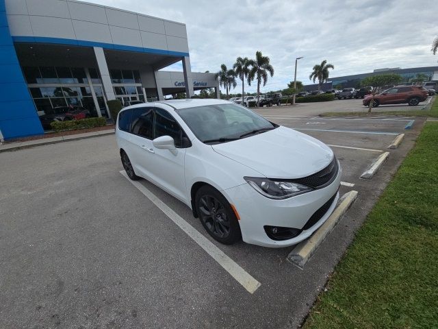 2019 Chrysler Pacifica Touring Plus