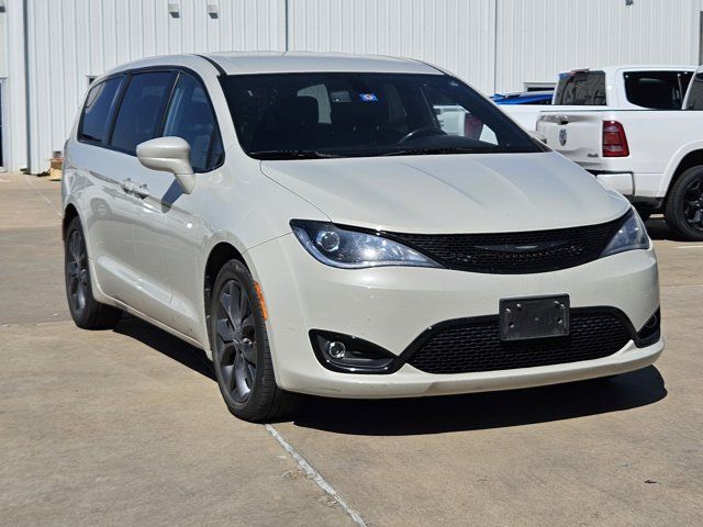 2019 Chrysler Pacifica Touring Plus