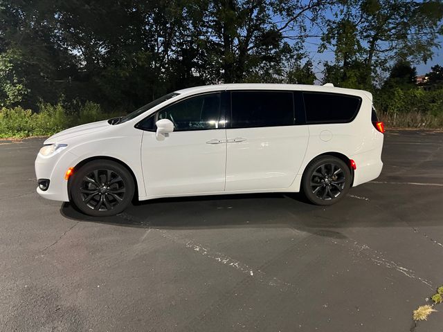 2019 Chrysler Pacifica Touring Plus