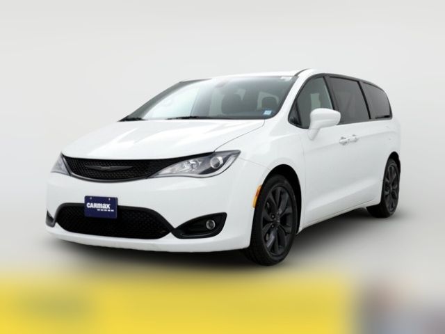 2019 Chrysler Pacifica Touring Plus