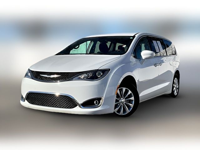 2019 Chrysler Pacifica Touring Plus