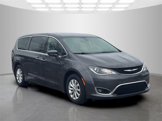 2019 Chrysler Pacifica Touring Plus