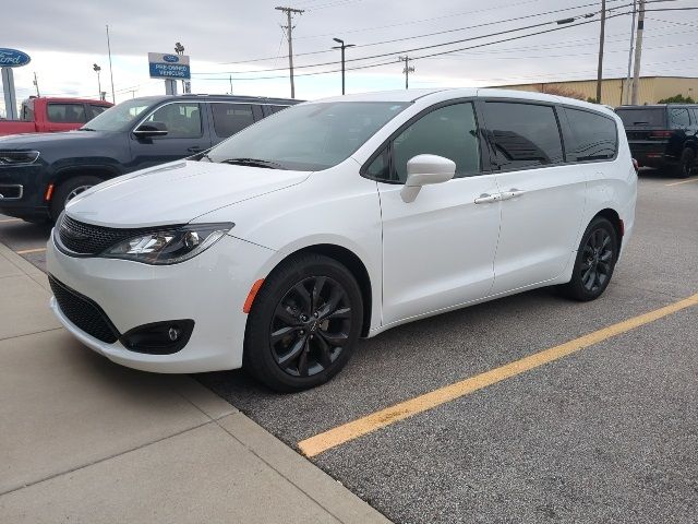 2019 Chrysler Pacifica Touring Plus