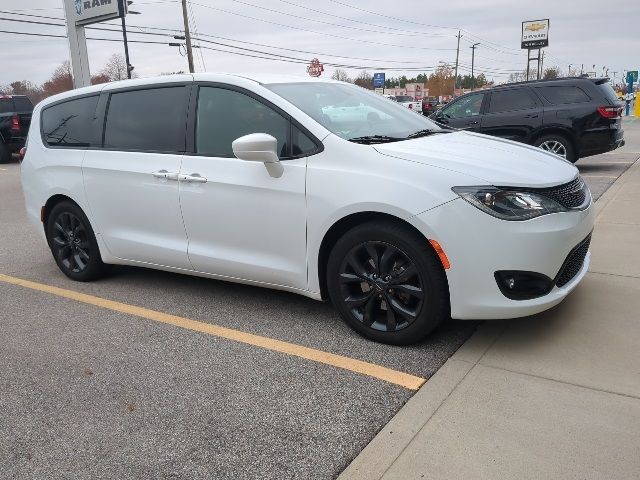 2019 Chrysler Pacifica Touring Plus