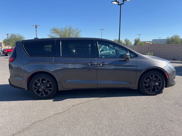 2019 Chrysler Pacifica Touring Plus