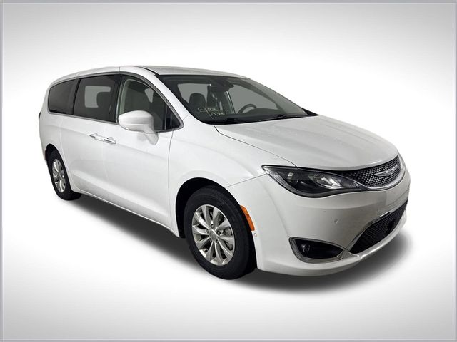 2019 Chrysler Pacifica Touring Plus