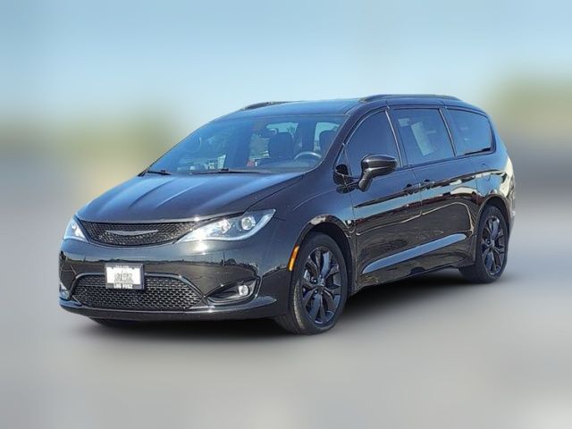 2019 Chrysler Pacifica Touring Plus