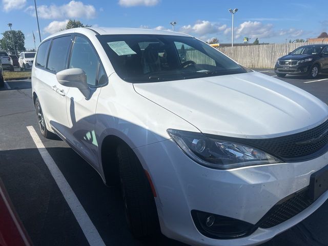 2019 Chrysler Pacifica Touring Plus