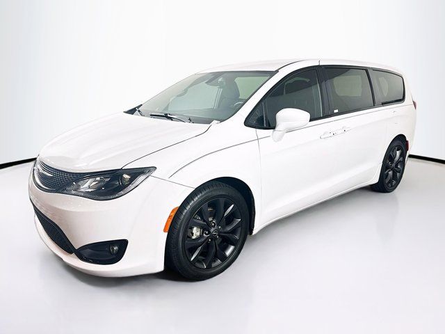 2019 Chrysler Pacifica Touring Plus