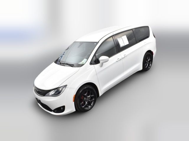 2019 Chrysler Pacifica Touring Plus