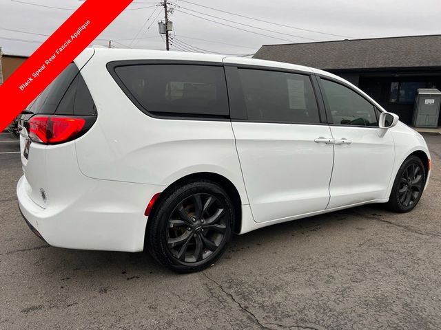 2019 Chrysler Pacifica Touring Plus