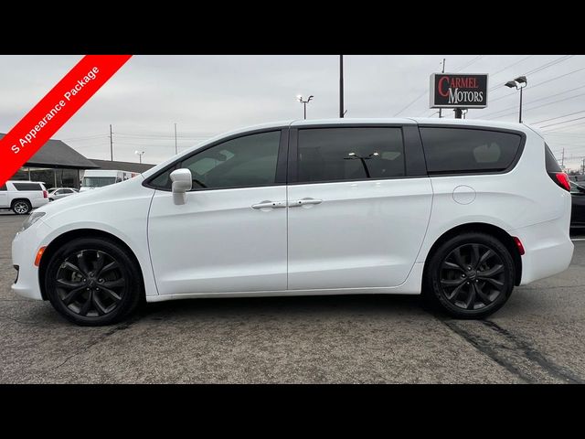 2019 Chrysler Pacifica Touring Plus