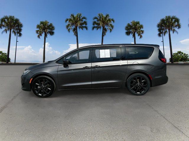 2019 Chrysler Pacifica Touring Plus