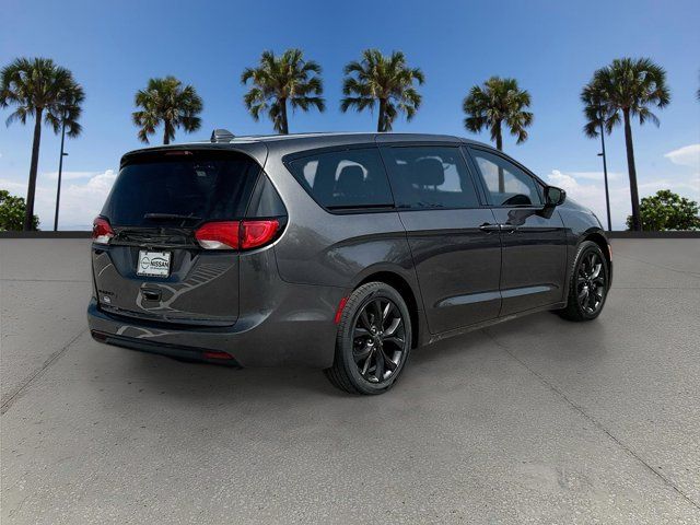 2019 Chrysler Pacifica Touring Plus