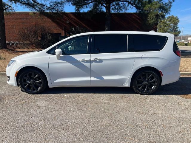 2019 Chrysler Pacifica Touring Plus