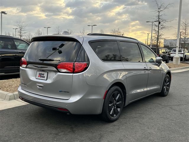 2019 Chrysler Pacifica Hybrid Limited