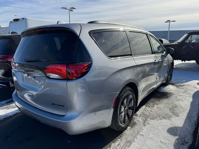 2019 Chrysler Pacifica Hybrid Limited