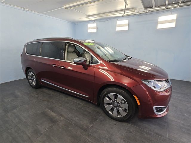 2019 Chrysler Pacifica Hybrid Limited