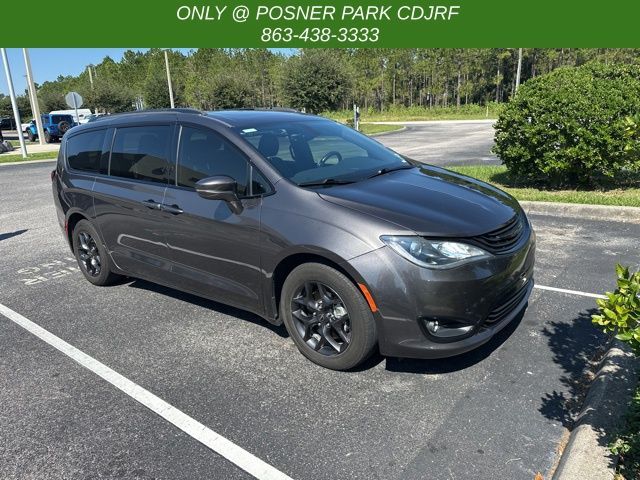 2019 Chrysler Pacifica Hybrid Limited