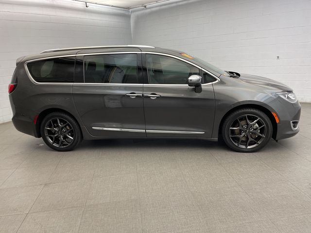 2019 Chrysler Pacifica Hybrid Limited