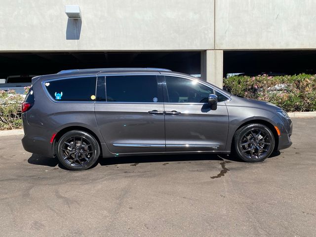 2019 Chrysler Pacifica Hybrid Limited