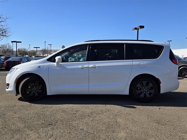 2019 Chrysler Pacifica Hybrid Touring L