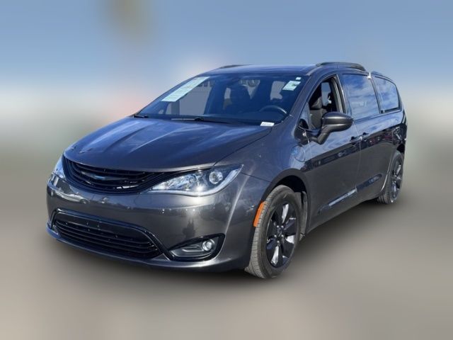 2019 Chrysler Pacifica Hybrid Touring L Plus