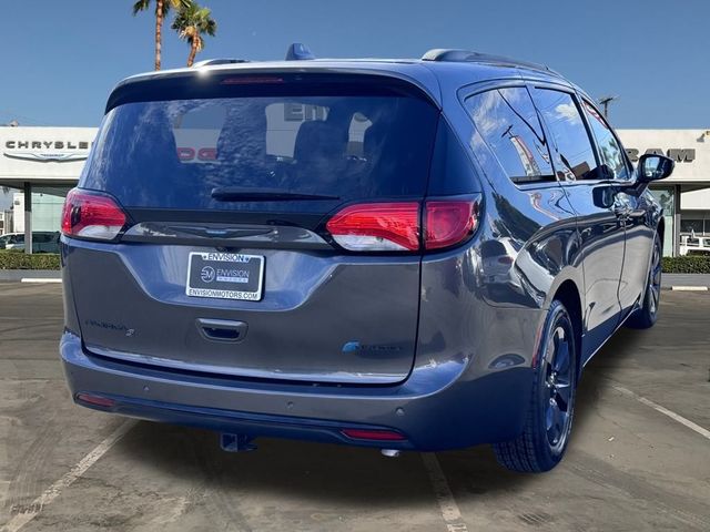 2019 Chrysler Pacifica Hybrid Touring L Plus