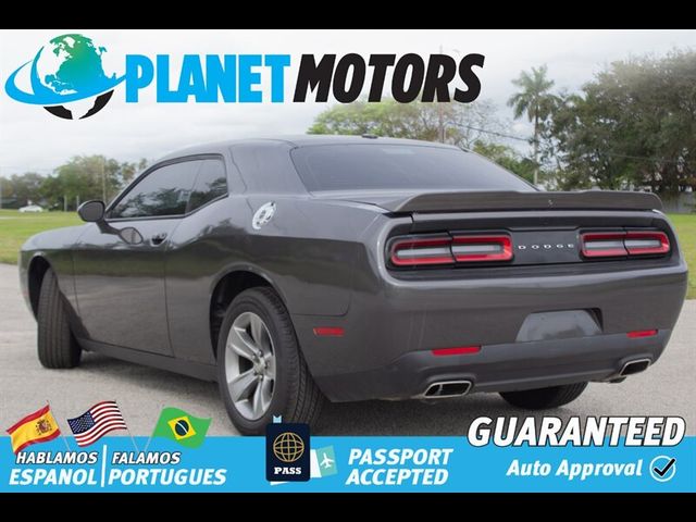 2019 Dodge Challenger SXT