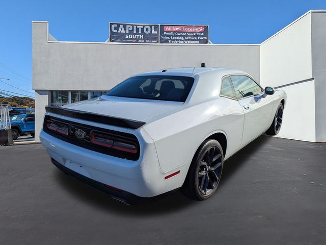 2019 Dodge Challenger SXT