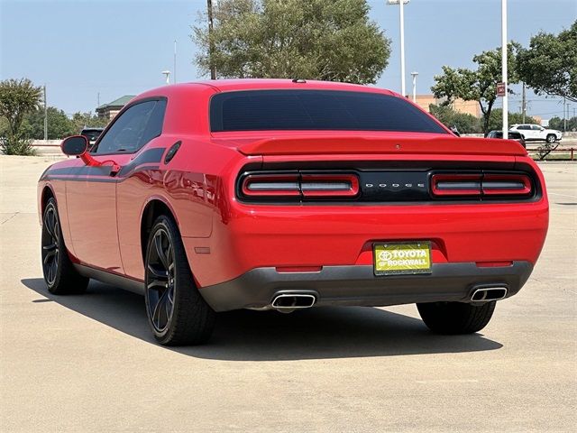 2019 Dodge Challenger SXT