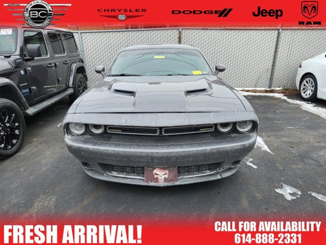 2019 Dodge Challenger SXT